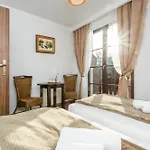 Dom Podróżnika Casa de hóspedes 3*