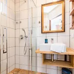 Dom Podróżnika Casa de hóspedes Maniowy