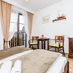 Dom Podróżnika Casa de hóspedes 3*