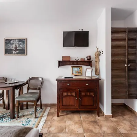 Dom Podroznika Maniowy